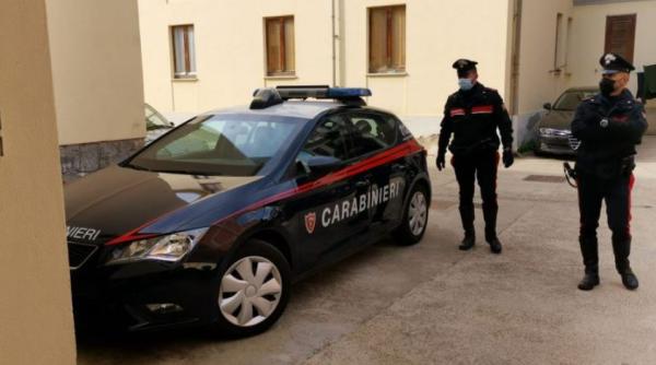 Italia. Un român, care vindea pe internet bunuri pe care nu le deținea, săltat de carabinieri. Reușise să înșele un pensionar