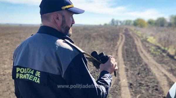 Opt turci, oprit de poliţiştii de frontieră la graniţa cu Bulgaria. Bărbații doreau să ajungă în Germania