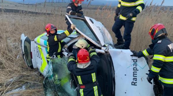 Trei mașini cu români, accident grav: Șase victime