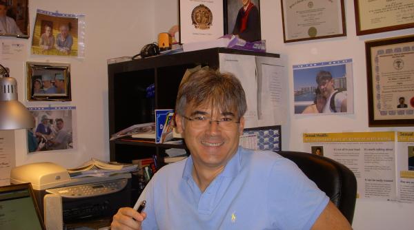 Adrian Lobonțiu, medic român de renume mondial, decedat în SUA: Geniu în sala de operații, era supranumit „Chirurgul zburător”