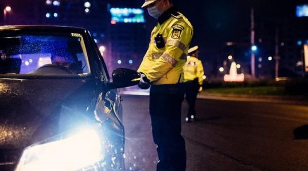 Noi restricții propuse de CNSU pentru starea de alertă: Interdicția de a ieși din casă, prelungită cu o oră