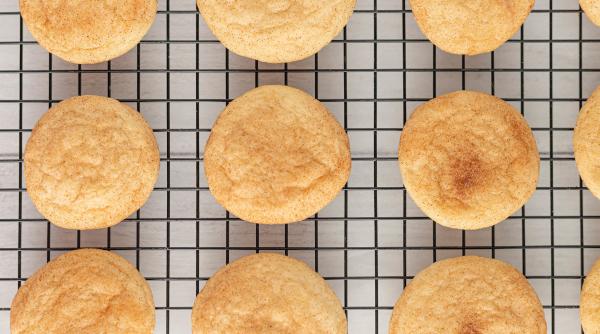 Scones cu mălai, pâinici rapide. Ingredientul secret care le dă gustul special