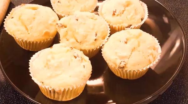 Brioșe jamaicane: Rețeta de post perfectă, fără ouă, lapte sau drojdie