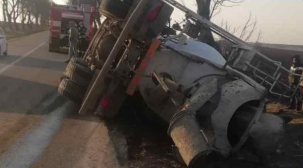 Şofer român, diagnosticat cu COVID-19, după un grav accident în Botoşani