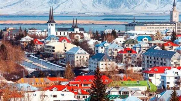 Islanda își va deschide granițele pentru toți turiștii care au fost vaccinați anti-COVID