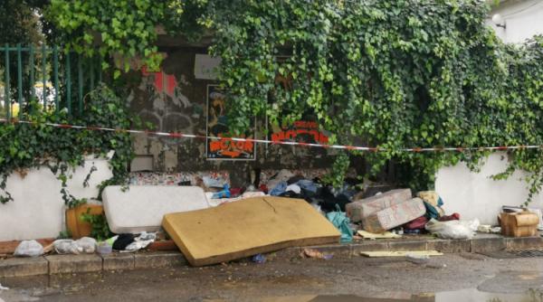 Italia. Român găsit MORT pe o bancă din Gela. Carabinierii au o primă ipoteză