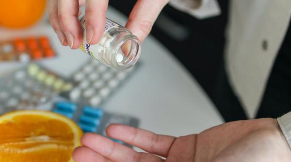 Spania. Cetăţenii au consumat mai puţin alcool, dar mai multe sedative (studiu)