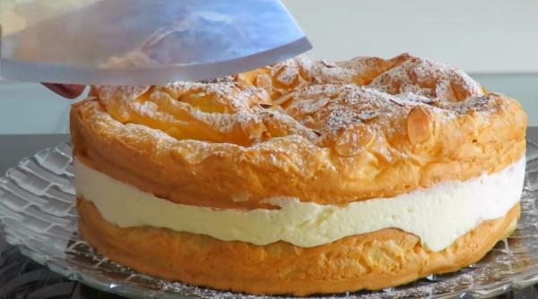 Tort polonez Karpatka. Rețeta unui desert incredibil, dar foarte ușor de preparat acasă 
