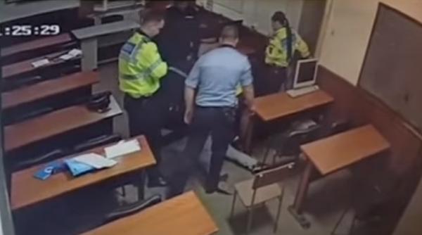 Doi dintre bărbații care au reclamat polițiștii că au fost torturați, au fost găsiți MORȚI