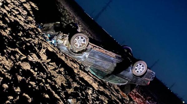 Un român a murit în timp ce fugea de Poliţie într-o maşină neînmatriculată. Avea permisul suspendat