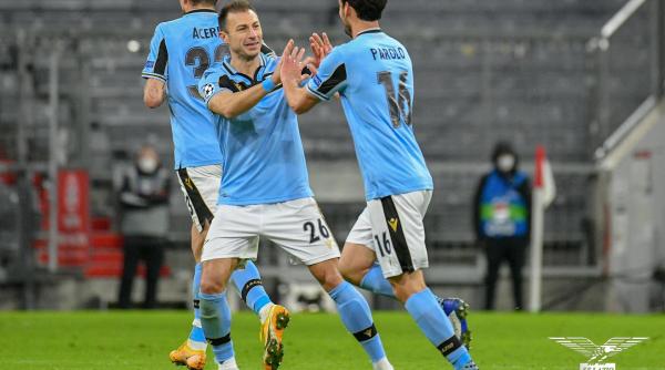 Un român scrie istorie în fotbalul italian. Ștefan Radu a acumulat cele mai multe meciuri din istorie pentru Lazio Roma