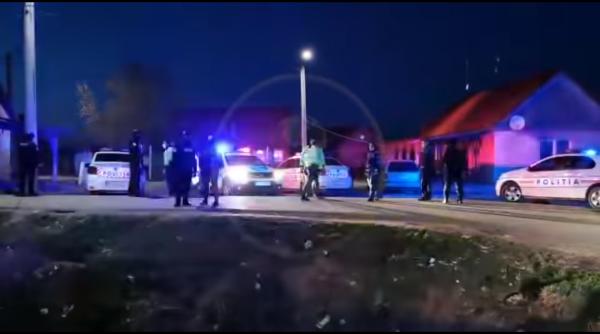 Polițiști și jandarmi, atacați cu drujba: Un agent mutilat, zeci de răniți, după o intervenție în forță