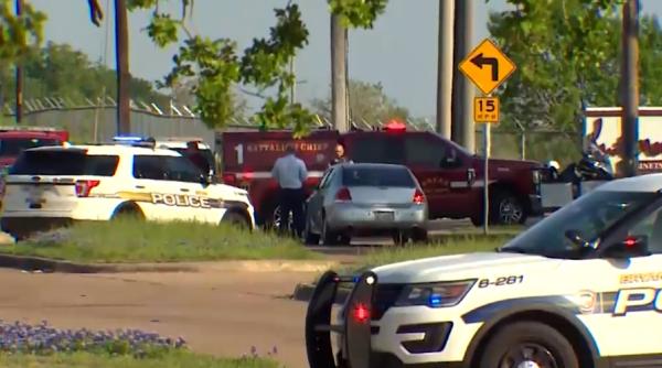 Atac armat. Mai multe persoane, împușcate într-un magazin de mobilă de un angajat