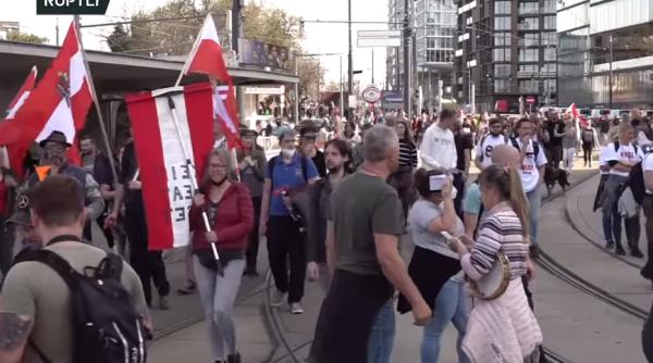 Austria. PROTESTE la Viena împotriva restricțiilor. Poliţia a arestat 14 persoane - VIDEO