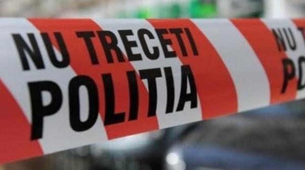 Cadavrul unui bărbat, găsit în albia unui rău din Prahova. Dosar de moarte suspectă  