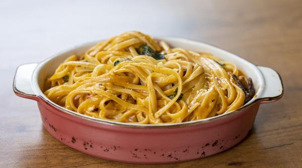 Tăiței cu varză de post. Rețeta simplă în 4 pași