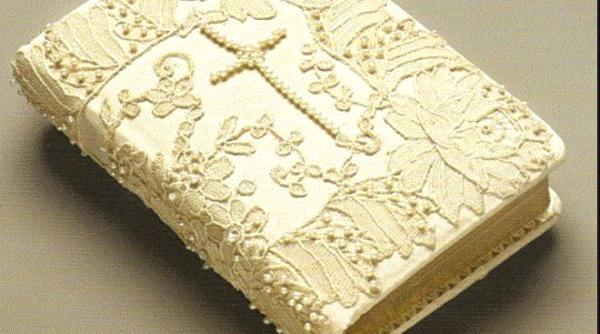 Ce ascundea o femeie într-o carte de rugăciuni. Bagajul unei moldovence, verificat amănunțit la vama Stânca