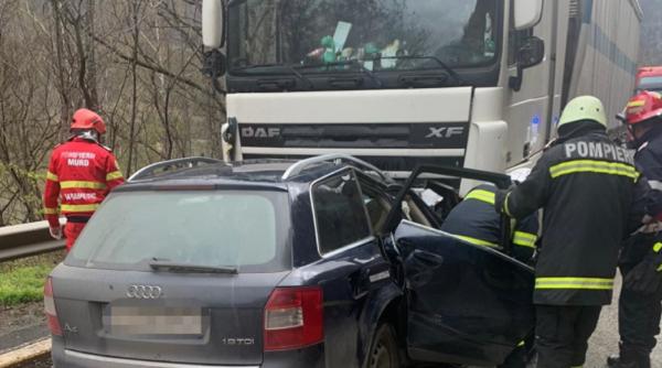 Doi români, morți într-un accident cumplit