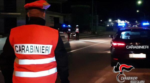 Italia. Trei românce, prinse cu mai multe haine pe care nu le-au plătit. Încercau să se facă nevăzute, dar au avut ghinion