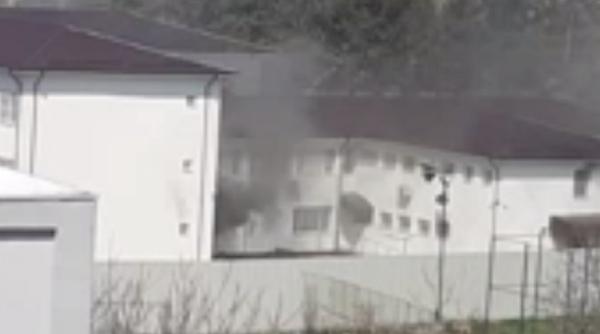 Incendiu Spital Slatina. Director: „Flăcările au pornit dintr-un izolator unde era un pacient în sevraj”