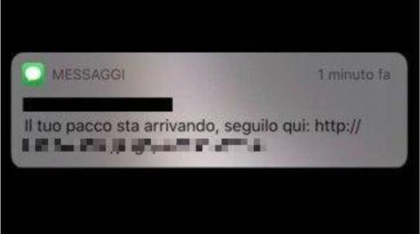 Italia. ATENȚIE la escrocheria "Coletul". Dacă deschizi acest SMS poți pierde toți banii din cont 
