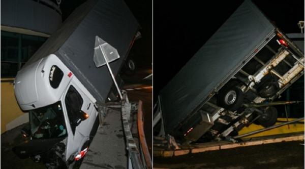 Austria. Șofer român, accident spectaculos: „Trebuie să fi avut la bord un mare înger păzitor”