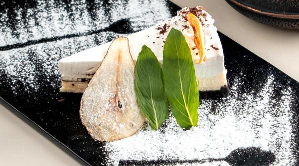 Pască în trei culori, fără aluat. O delicatesă specială pe care trebuie să o ai pe masă de Sărbători 