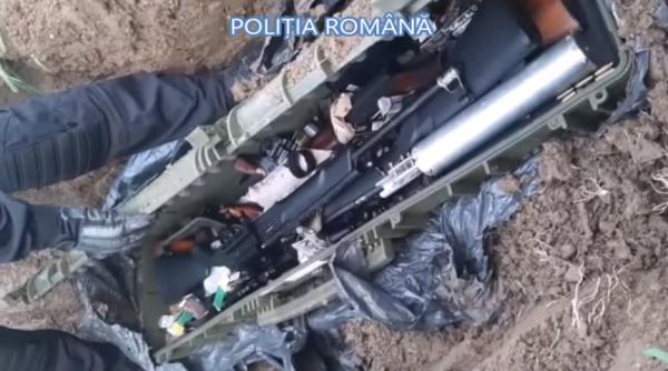 Soţiile asasinilor care au executat un afacerist din român, prinse înainte să vândă arme militare ca la piață