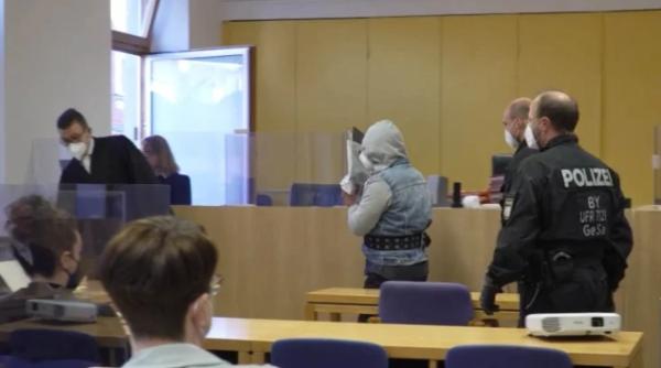 Germania. Un șofer român a dat 5 euro și un pachet de țigări pentru o fată de 12 ani, oferită ca escortă da tatăl ei