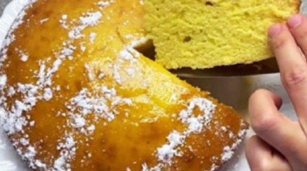 Prăjitură rapidă din 4 mandarine și un iaurt. Rețeta unui desert care are doar 190 de calorii