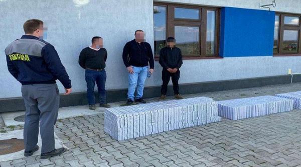 Trei români, printre care și un minor, cercetați pentru contrabandă. Au fost prinși în flagrant la frontieră