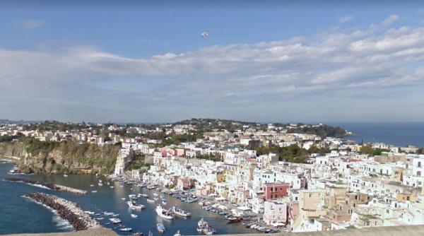 Prima insulă din Italia fără COVID. Vaccinarea în masă a fost finalizată