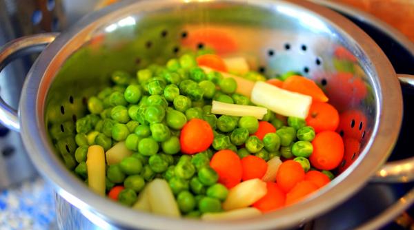 Supă de mazăre cu găluște - Preparatul ușor de făcut, perfect după mesele grele de Paște