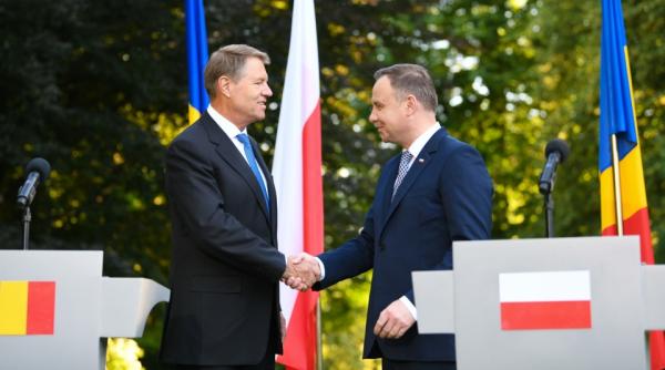 Klaus Iohannis va găzdui, împreună cu președintele Poloniei, Summitul B9