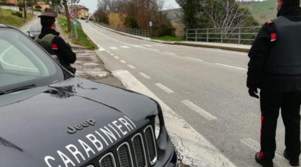 Italia. Român, prins cu droguri la volan. Carabinierii au găsit zeci doze de cocaină, ascunse în casa bărbatului 