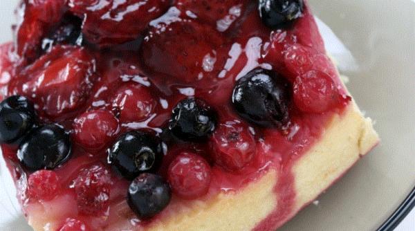 Plăcintă cu fructe de pădure. Rețeta uimitoare, fără făină, fără unt și fără lapte. O porție are doar 130 de calorii 