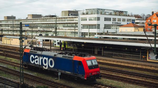 Președintele Ford România, dezamăgit de viteza trenurilor cu care exportă mașini în vestul Europei: "Mai mult prind cu bicicleta"