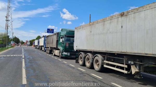 Cinci autocamioane, oprite la Vama Veche. Automarfarele erau încărcate cu deșeuri metalice din Bulgaria 