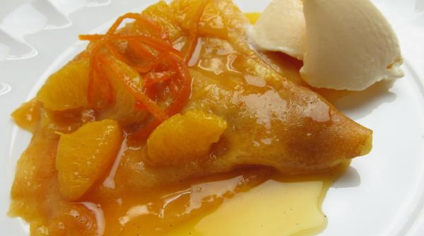 Crepes Suzette, rețetă de clătite franțuzești. Le bat de departe la gust pe cele clasice