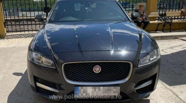 Mașină de lux, furată din Marea Britanie, descoperită într-o comună din județul Galați