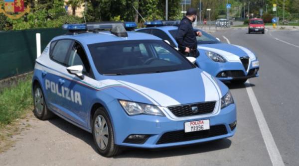 Italia. O româncă, agitată și beată, a atacat un taximetrist și doi polițiști, care au vrut să o aresteze