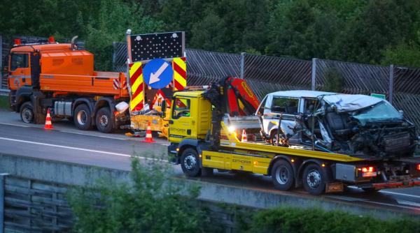 Austria. Microbuz plin cu români, accident cumplit lângă Salzburg: 2 MORȚI și 4 raniți grav - VIDEO