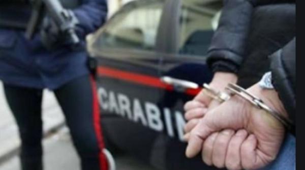 Italia. Un român, care și-a agresat fosta iubită, arestat. Va răspunde acum pentru violență domestică și maltratare