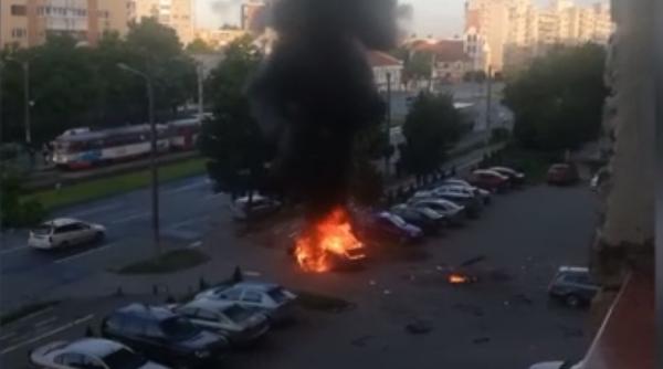 Om de afaceri român, mort în mașina care a explodat după ce s-a pus în mișcare, în Arad