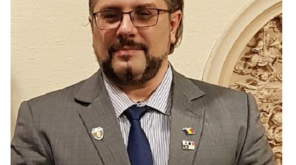 Viral. Purtător de cuvânt al PSD, surprins că viziona filme porno și joacă la pariuri