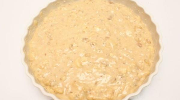 Prăjitură magică din 3 ingrediente. Fără făină, fără zahăr și fără lactoză. O porție are doar 120 calorii 