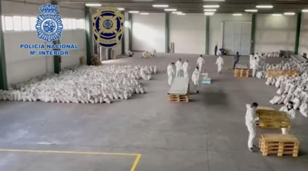 Spania. O tonă de cocaină neagră, descoperită în containere cu cărbune - VIDEO