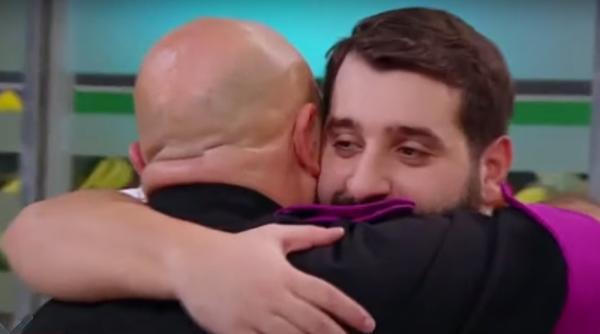 Eliminare chefi la cuțite duminică, 6 iunie. Un cuțit de aur ar fi trebuit să fie eliminat. Scărlătescu l-a trimis acasă pe Enzo