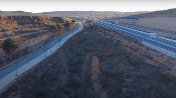 Spectaculoasa autostradă din Spania. Constructorul a folosit o soluție inedită pentru proiectele de drumuri