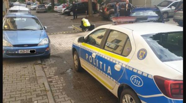 Un bărbat din Craiova și-a sechestrat soacra în apartament. Polițiștii au scos-o pe geam